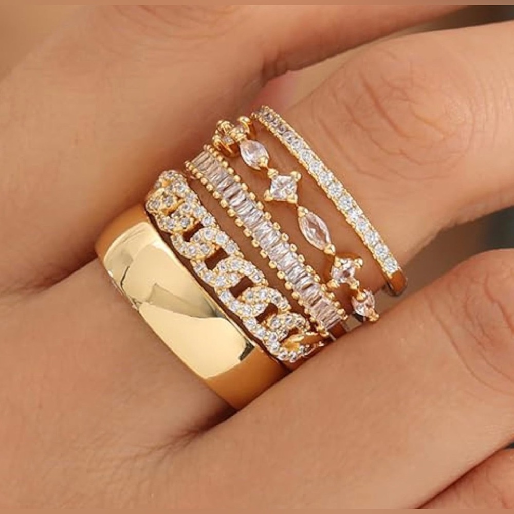 NWT 5 Piece Stackable Gold Rings for Women Non Tarnish Trendy Dainty